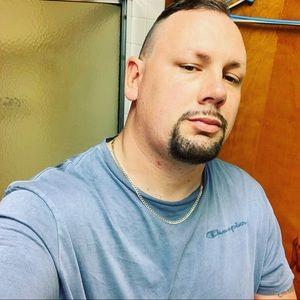 Meet your Posher, Justin